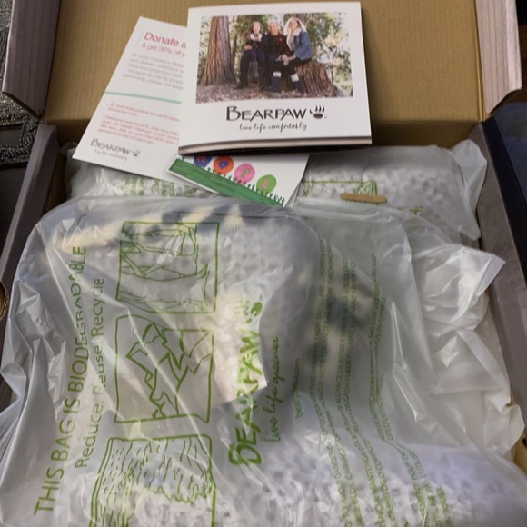 NIB Bearpaw knits slipper boot -XL - Picture 5 of 7